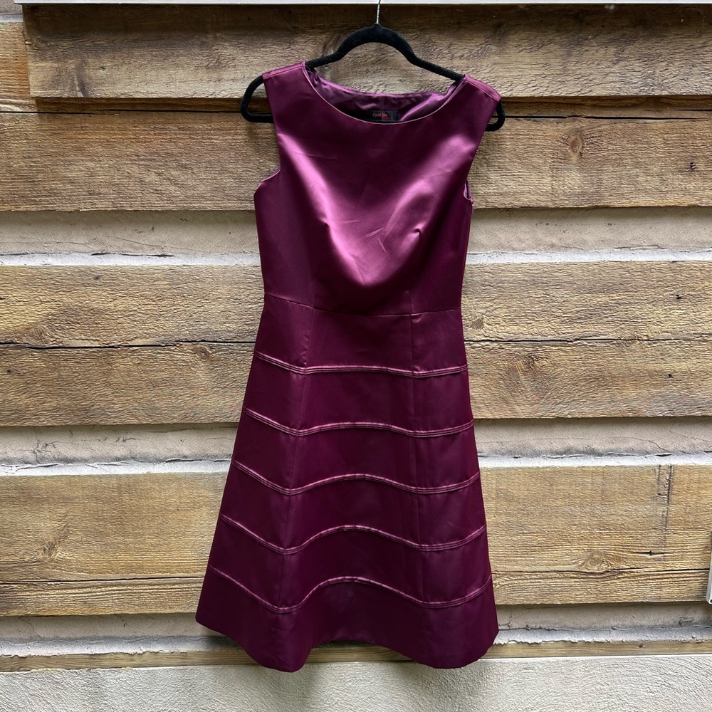 CYNTHIA HOWIE Gorgeous Wine Cocktail Dress Women’s 4